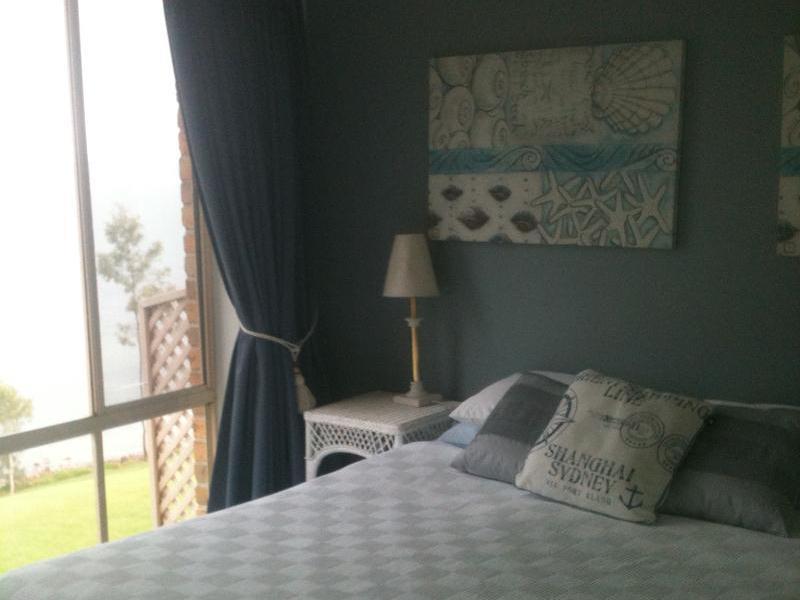 Anne'S Waterfront Haven B&B Corlette Exterior photo